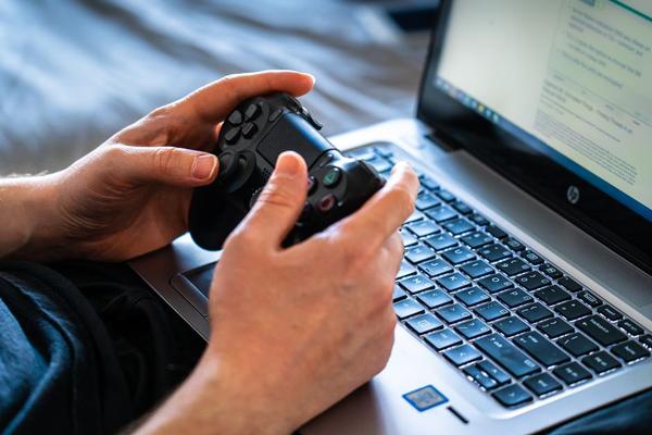 best gaming laptop under 1000